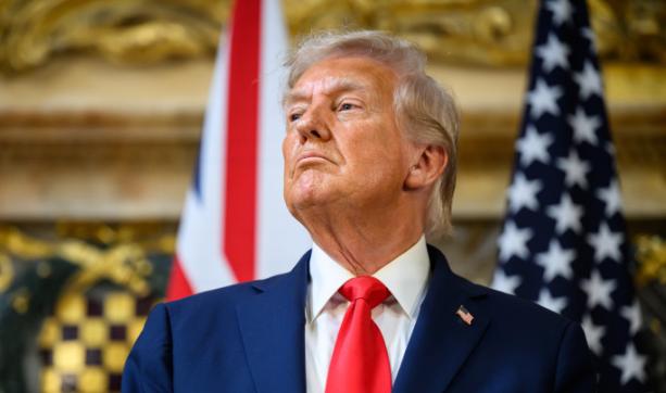 Trump acordă Iranului câteva zile pentru a pune capăt luptei pentru putere și a reveni la negocierile de pace