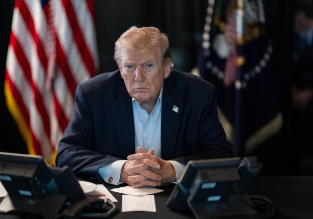 Trump analizează noi opțiuni militare împotriva Iranului: lovituri rapide, controlul Strâmtorii Ormuz sau operațiuni speciale