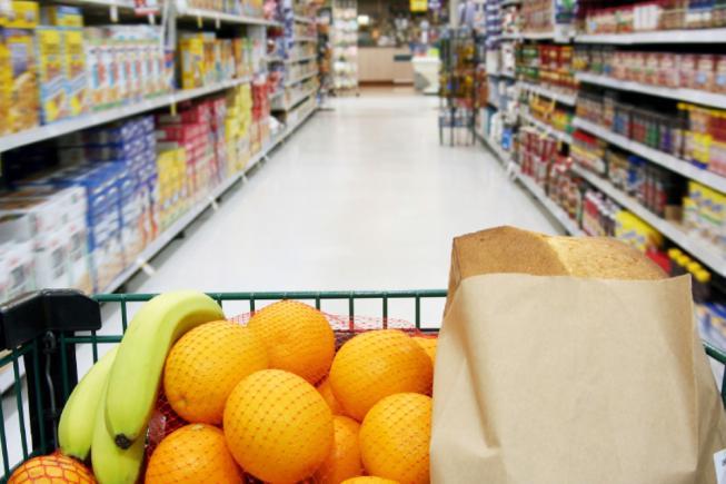 În curând. Ce trebuie să ştiţi când cumpăraţi apă şi alimente pe timp de caniculă
