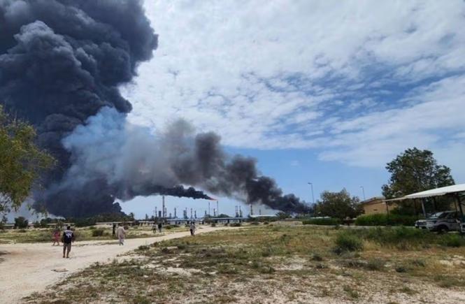Emiratele Arabe Unite au efectuat lovituri militare asupra Iranului: un atac din aprilie a lovit o rafinărie de petrol de pe insula Lavan
