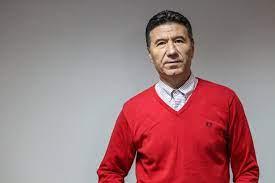 Strigoiul strigă... „Strigoii !”