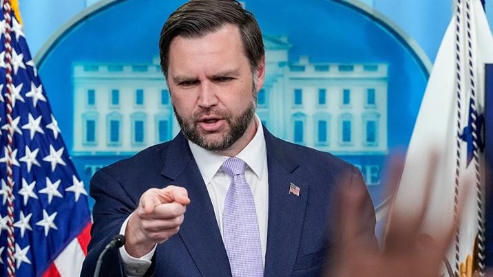 JD Vance critică presa europeană: "Dacă vrea să-l atace pe președintele Statelor Unite, ar trebui mai întâi să se uite în oglindă"