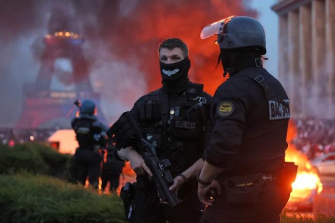 Haos după finala Ligii Campionilor: un mort, zeci de răniți și sute de arestări în Franța - Probleme la Paris, a comentat Elon Musk