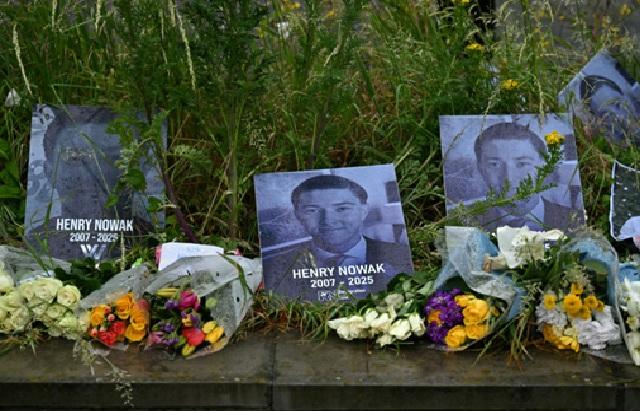 Marea Britanie: Cât de departe poate merge furia albilor dupa uciderea lui Henry Nowak?