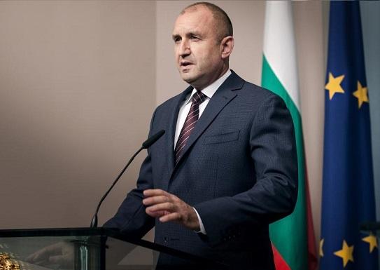 "Am dat deja suficient": Bulgaria nu va mai furniza arme din stocurile militare publice către Ucraina