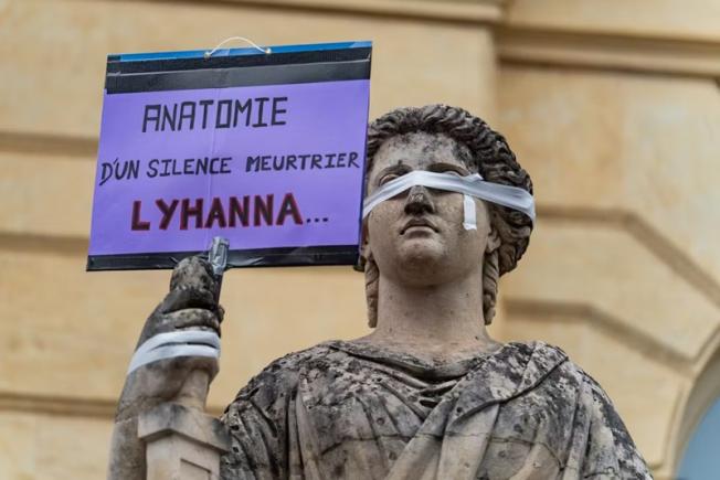 Franța: Furie împotriva Justiției după uciderea unei fetițe de 11 ani: criminalul fusese reclamat de mai multe ori pentru abuzuri asupra minorilor