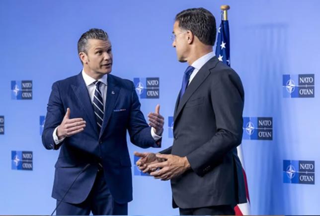 Pete Hegseth anunță o "reevaluare" a prezenței militare americane în Europa și cere acces garantat la bazele NATO