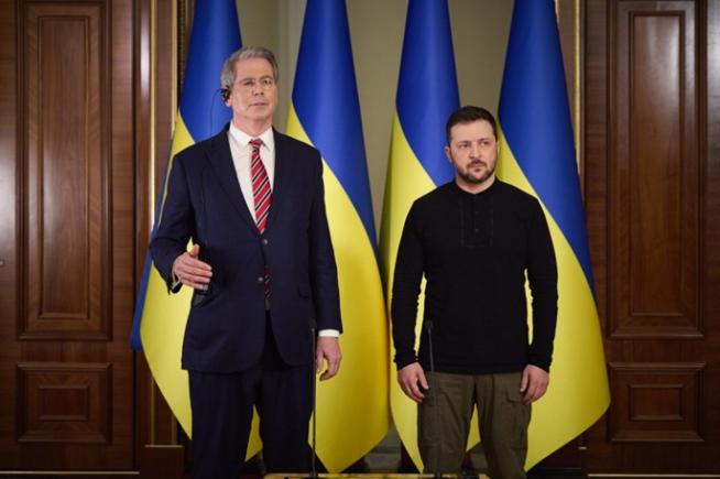 Șeful Trezoreriei SUA Scott Bessent l-ar fi numit pe Zelensky „Mr. Bean pe crack” și a insistat ca Trump să nu-l primească la Casa Albă