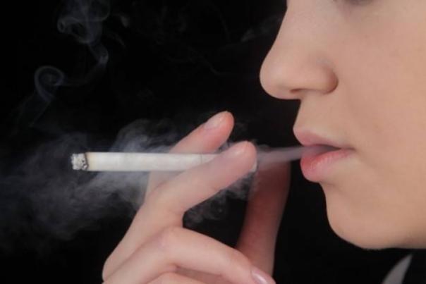 Încă un rău provocat de ţigară: micşorează eficacitatea tratamentului contra cancerului de sân