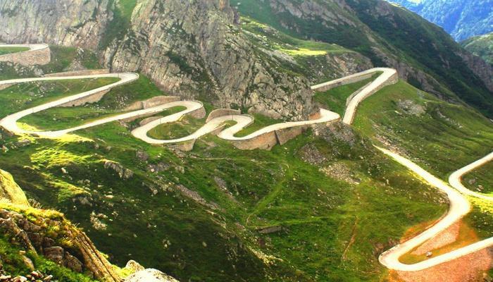 Fabuloasa Românie. Transfăgărăşan - printre cele mai frumoase drumuri turistice din lume