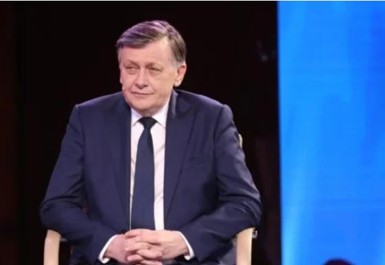 Crin Antonescu, atac la adresa lui Bolojan: Propunerea cu Siegfried Mureşan premier e sinistră. S-ar suspenda parteneriatul cu SUA