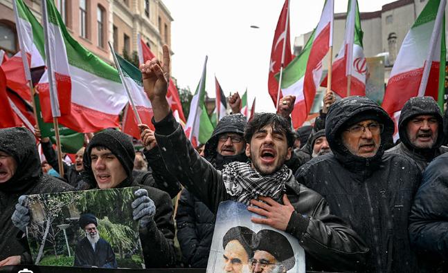 Occidentul nu reușește să înțeleagă că Iranul acționează din perspective religioase, nu pragmatice