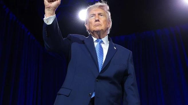 Trump avertizează asupra „amenințării comuniste” în SUA: "Comunismul este foarte ușor de vândut. Dar întotdeauna eșuează, iar apoi începi să trăiești în mizerie"