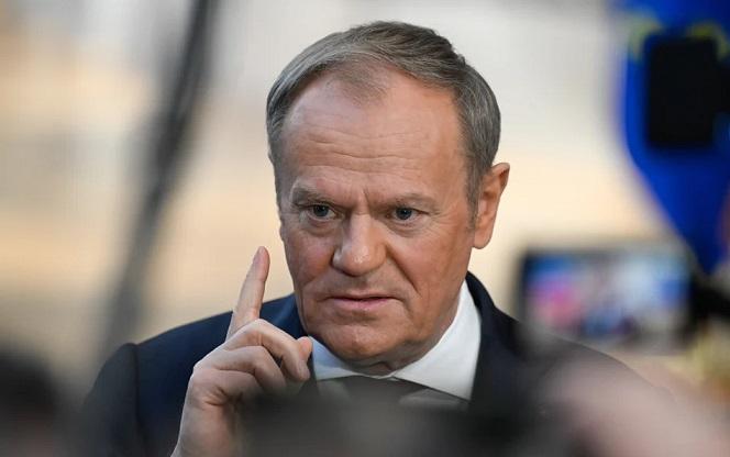 Donald Tusk: Polonia trebuie să fie „precaută” în privința viitorului sprijin financiar pentru Ucraina