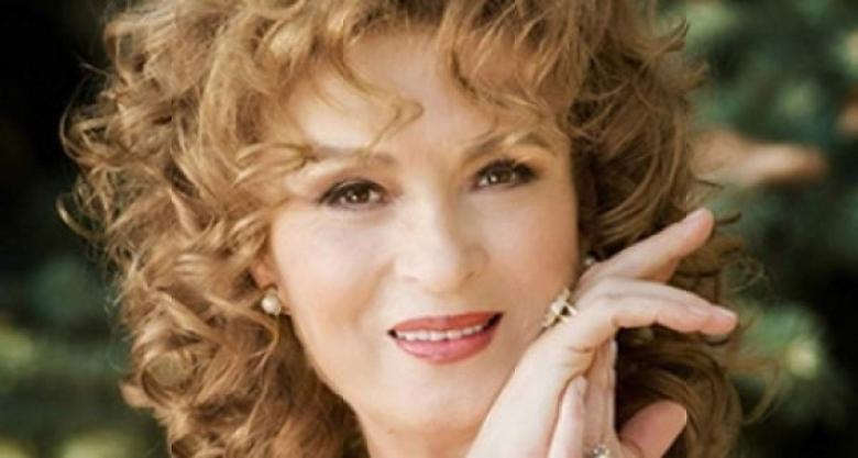 La mulți ani, Angela Similea! Întotdeauna o prezență, o eleganță și o voce fermecătoare în muzica ușoară românească