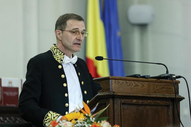 Academicianul Ioan-Aurel Pop: 'Drumul pe care s-a pornit cu Legea Vexler este greșit. Octavian Goga a reflectat sufletul românesc în rotunjimea lui”