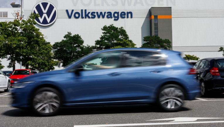 Economia Europei duduie. Directorul general al Volkswagen confirmă planurile de concediere a 50.000 de angajați