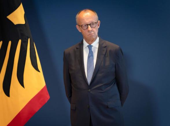 Politico - Subiectul fierbinte al acestei veri în Germania: schimbarea cancelarului