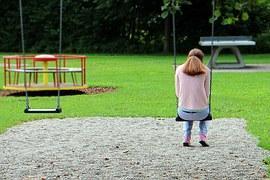 Testul de sânge care identifică femeile predispuse la depresie post-partum