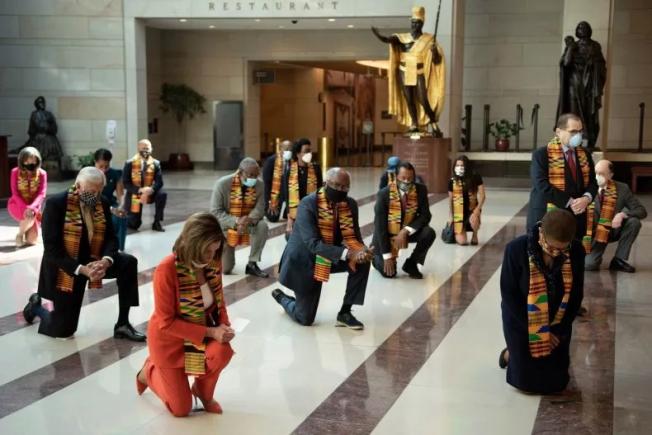 „Woke 1.0 a fost o nebunie”: Democrații americani vor să lase în urmă vechea eră progresistă dar pregătesc „Woke 2.0”
