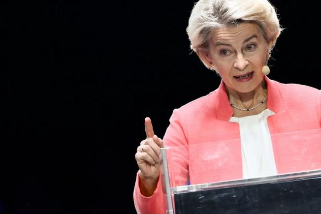 "Aceasta este un război hibrid": Ursula von der Leyen condamnă atacul cu dronă din Marea Neagră
