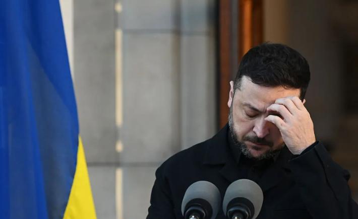Zelensky rămâne fără sprijin politic
