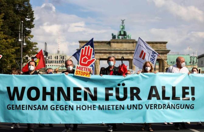 Alegeri regionale în Berlin: o coaliție de stânga vrea confiscarea locuințelor ca parte a unui plan de reducere a chiriilor