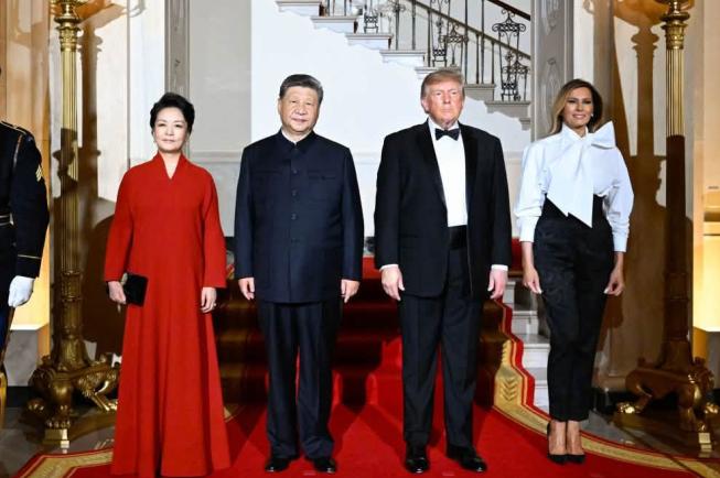 În culisele fastuoasei cine de stat organizate de Trump în onoarea președintelui chinez Xi, la care au participat giganții din domeniul tehnologiei și elita din Washington