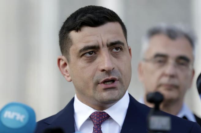 Simion, în Politico: „Nimeni nu vrea o nouă Grecie...Toată lumea spune: «Bine, dacă asta nu trece, vom merge la alegeri anticipate», dar ei nu-l cunosc pe Nicușor Dan așa cum îl cunosc eu”
