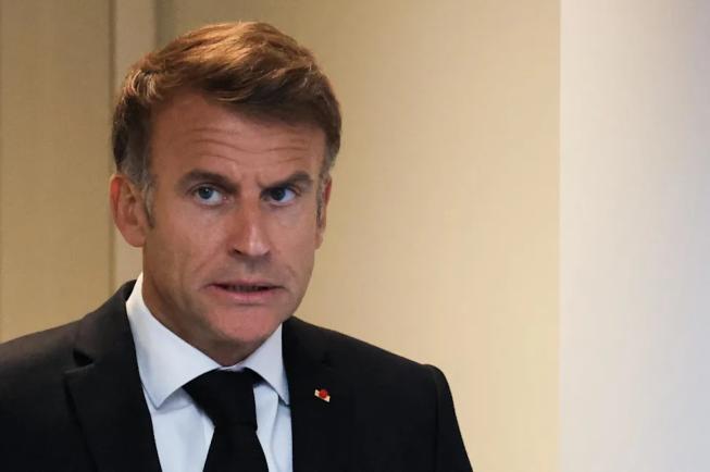 „Lamentabil”, „iresponsabil”, „îngrijorător”... Clasa politică franceză reacționează la discursul lui Emmanuel Macron după violențele urbane din 17 octombrie