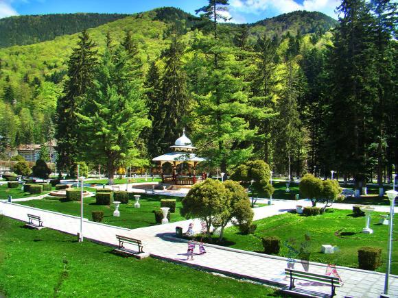 Fabuloasa Românie. Legenda apelor binefăcătoare de la Slănic-Moldova