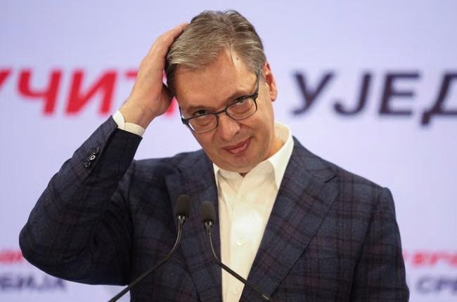 Serbia: Vučić recunoaște înfrângerea în fața mișcării studențești la alegerile parlamentare 