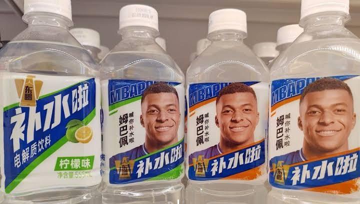 „Pleacă, câine mizerabil!” Mbappé provoacă un val uriaș de indignare în China după o glumă despre „dictatorul” Mao Zedong: contracte anulate, sponsori retrași și reacție oficială de la Beijing