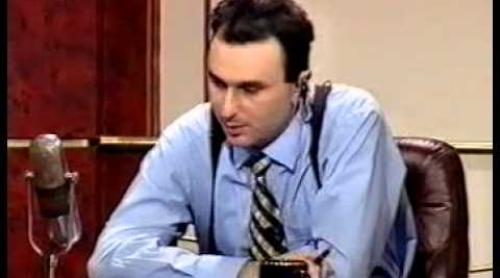 15.10.1998 - O femeie si-a dat foc in fata Primariei Pitești