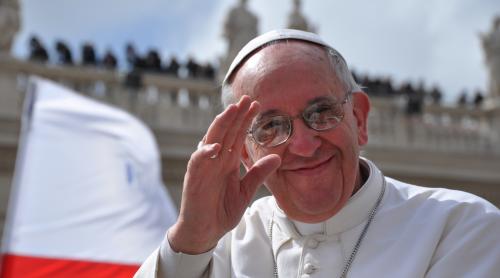 Papa Francisc sărbătorește cei 88 de ani împliniți joi de Benedict al XVI-lea