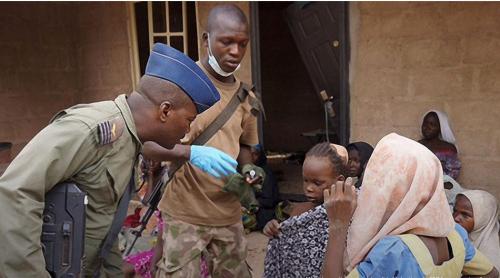 234 de femei şi copii, ostatici ai Boko Haram, eliberaţi de armata nigeriană