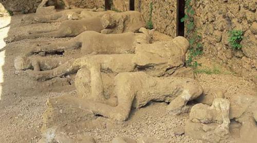 Prea mulţi vizitatori la Pompei. Ce măsuri vor să ia autorităţile