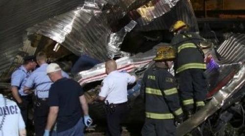 Un tren a deraiat în Philadelphia: Zeci de răniți (VIDEO)
