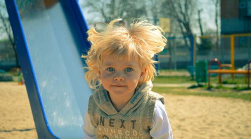 Copiii din România sunt cei mai mulțumiți din lume. Rezultate SURPRINZĂTOARE ale unui studiu internațional