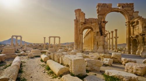 Orașul antic Palmyra e în totalitate al jihadiștilor Stat Islamic. Șeful antichităților siriene: N-a mai rămas aproape nimic în muzeu
