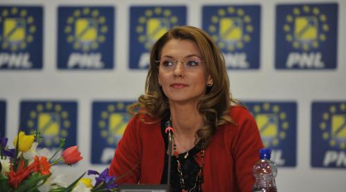Alina Gorghiu nu mai vrea ca Ponta sa vina la CSAT