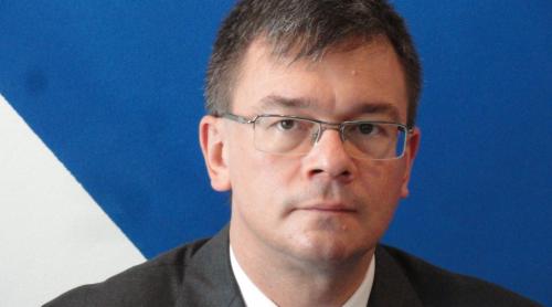 Procedura de numire a lui Mihai Răzvan Ungureanu la conducerea SIE, decisă luni, în Parlament