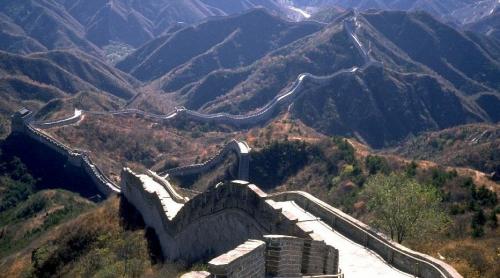 Butoiul lui Diogene. S-a furat Marele Zid Chinezesc, după o metodă românească