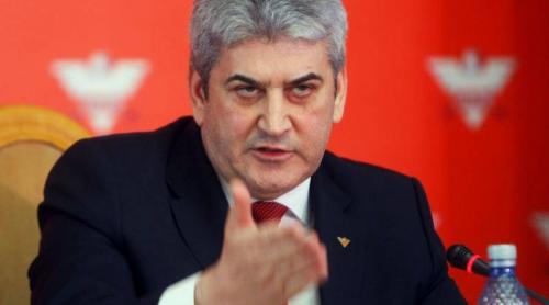 Ce spune Gabriel Oprea, premierul interimar, despre situaţia din Grecia.„Avem foarte multe active, avem foarte multe bănci greceşti aici“