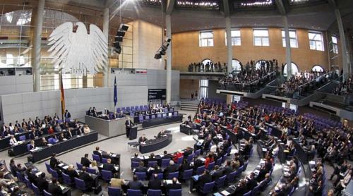 Bundestagul german vânează 120 de tineri absolvenți universitari. Inclusiv din România!
