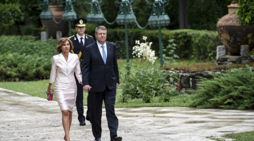 Klaus Iohannis şi Prima Doamnă, vizită oficială în Spania. Cu cine se va întâlni preşedintele României pe meleaguri spaniole 