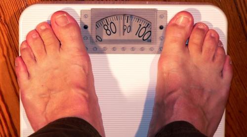 Atenţie la diete! Pierderea în greutate este percepută de corp ca pe o boală 