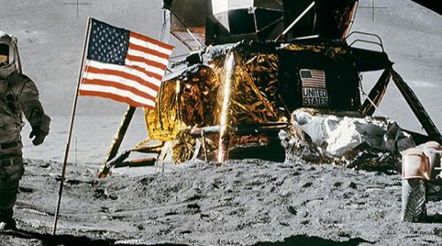 Studiu NASA: În 20 de ani, oamenii vor avea o bază permanentă pe Lună 