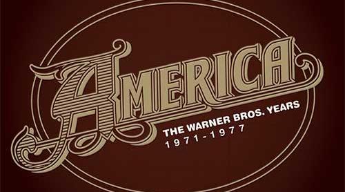 „The Warner Bros Years 1971-1977” conţine toate cele opt albume ale grupului America. Ascultă „A HORSE WITH NO NAME”