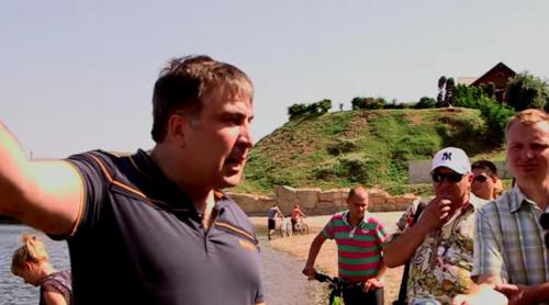 Saakaşvili face dreptate în Ucraina cu buldozerul! (VIDEO)